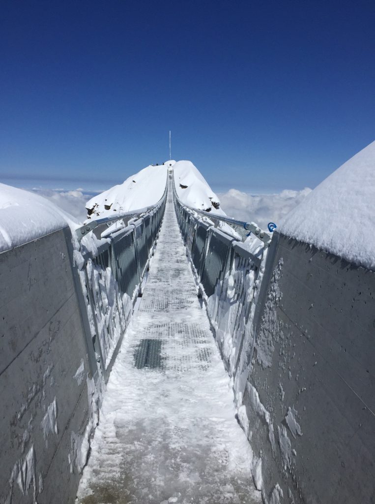 Crossing Peak Walk – Glacier 3000