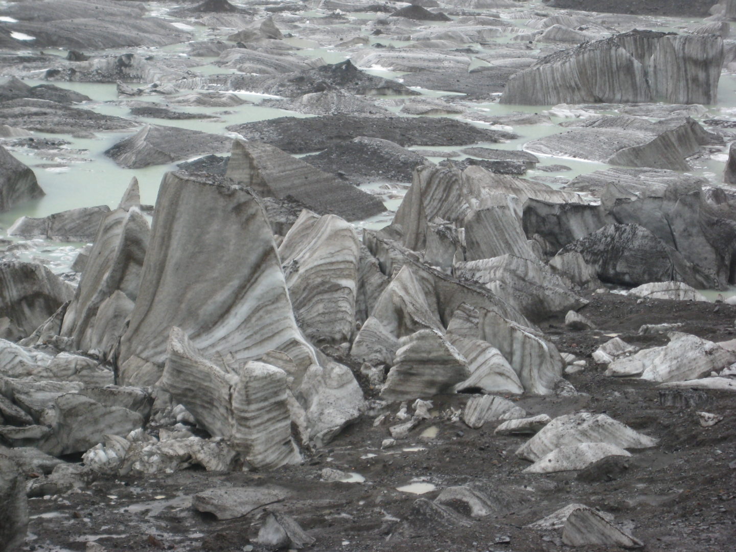 Ventisquero Negro – Argentina’s Black Glacier