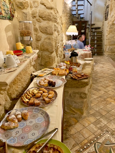 Breakfast cave hotel Enna